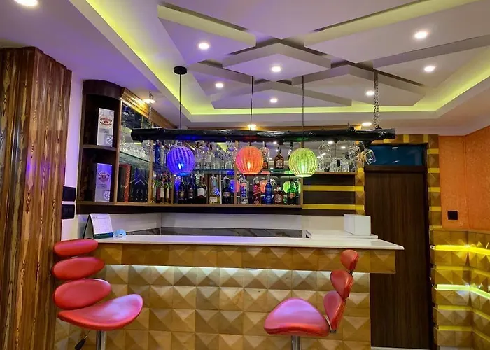 酒店 Grand Yak Boutique 3*